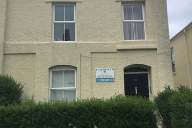 6 bed house, Hill Park Crescent, Mutley, Plymouth, PL48JP - Image 1