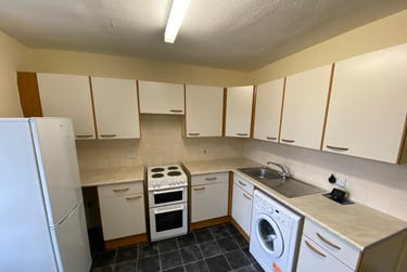 2 bed flat, 13 Benvie Road, West end, Dundee, DD22LG - Image 2