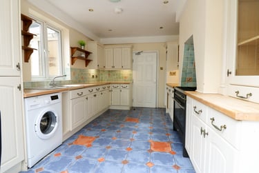 5 bed house, Bedford Park, North hill, Plymouth, PL48HN - Image 4