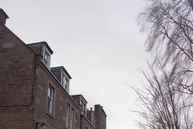 2 bed house, Seafield Road, West end, Dundee, DD14NP - Image 1