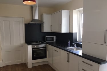 5 bed house, Furzehill Road, Lipson, Plymouth, PL47JZ - Image 2