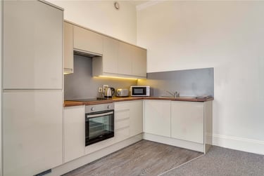 2 bed flat, The Crescent, City centre, Plymouth, PL13AB - Image 6