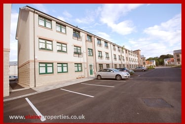 3 bed flat, Grandholm Crescent Bridge Of Don, City centre, Aberdeen, AB228BA - Image 1