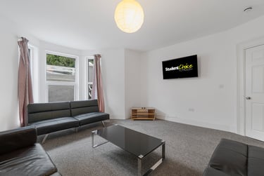 8 bed house, Connaught Avenue, Mutley, Plymouth, PL47BX - Image 3
