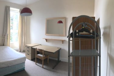 2 bed flat, Evelyn Place, Near university, Plymouth, PL46HL - Image 4