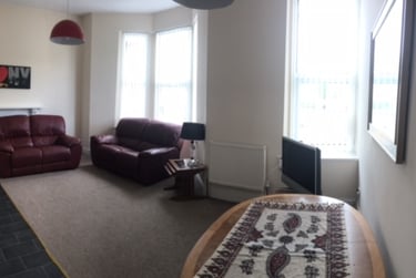 2 bed flat, Evelyn Place, Near university, Plymouth, PL46HL - Image 5