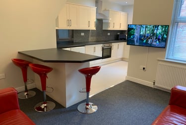 5 bed house, Hoole Road, Broomhill, Sheffield, S105BH - Image 1