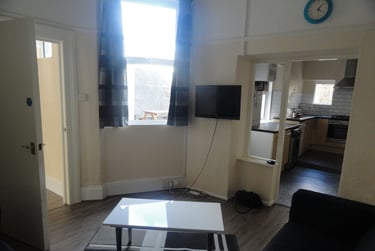 5 bed house, Mildmay Street, Near university, Plymouth, PL48NE - Image 3