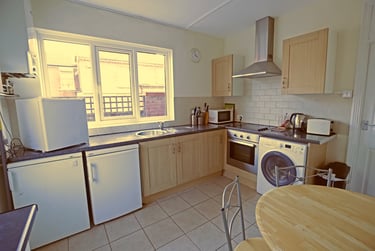 4 bed house, Clausentum Road, Portswood, Southampton, SO146RX - Image 3