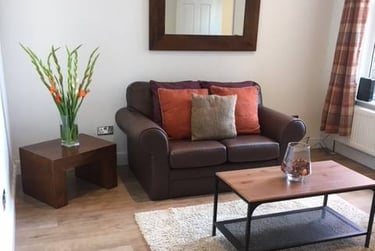 1 bed house, Rothersthorpe Road, Far cotton, Northampton, NN48HY - Image 1