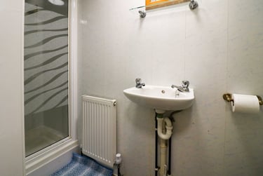 2 bed house, Evelyn Place, City Centre, Plymouth, PL46HL - Image 6