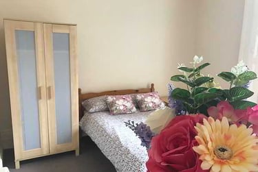2 bed flat, 48 Old Tiverton Road, Old tiverton rd area, Exeter, EX46NG - Image 5