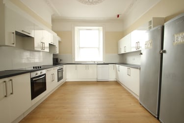 9 bed house, North Road East, University of plymouth, Plymouth, PL46AL - Image 1