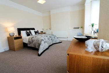4 bed house, Glen Park Avenue, City Centre, Plymouth, PL46BB - Image 5