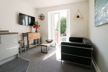 1 bed house, Cheltenham Place, Mutley, Plymouth, PL47DZ - Image 4