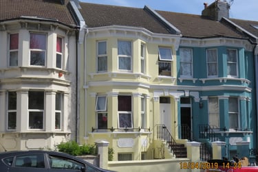 1 bed house, Sackville Road, Hove station, Brighton, BN33WE - Image 1