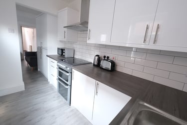 4 bed house, King Alfred St, Uttoxeter new road, Derby, DE223QL - Image 1