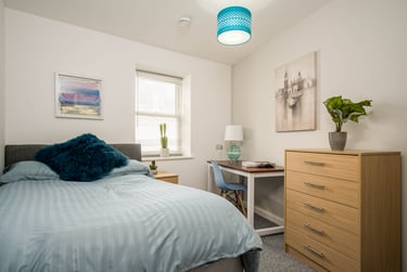 3 bed flat, 3 Whimple Street, City Centre, Plymouth, PL12DH - Image 3
