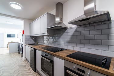 6 bed house, Uttoxeter New Rd, Uttoxeter new road, Derby, DE223NP - Image 2
