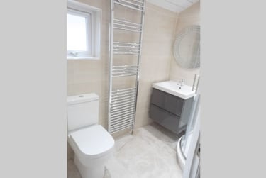 4 bed house, Burns Street, Abington, Northampton, NN13QE - Image 5