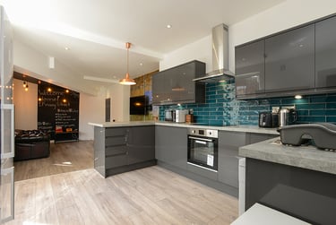 8 bed house, Friary Street, City centre, Derby, DE11JF - Image 1