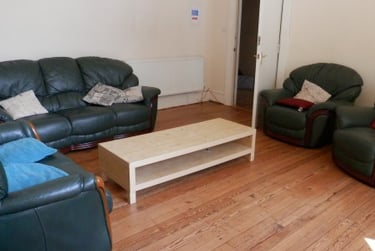 1 bed house, Magdalen Yard Road, West end, Dundee, DD21BA - Image 2