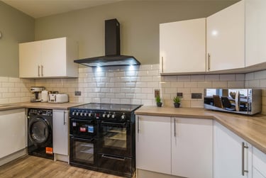 10 bed house, Crompton St, City centre, Derby, DE11NY - Image 2