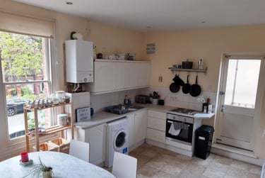 4 bed house, Mount Nod Road, Streatham, London, SW162LL - Image 2