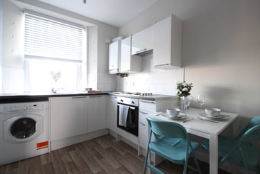 2 bed flat, North Road East, University of plymouth, Plymouth, PL46AS - Image 1