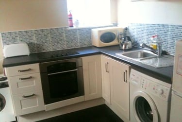 1 bed studio, Argyle Avenue, Victoria park, Manchester, M145PX - Image 2