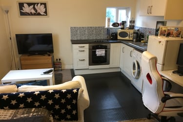 1 bed studio, Argyle Avenue, Victoria park, Manchester, M145PX - Image 3