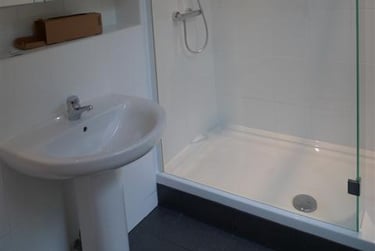 4 bed flat, Warwick Road, Earls court, London, SW59EJ - Image 3