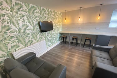 3 bed flat, Oxheys Street, Plungington, Preston, PR17PS - Image 1