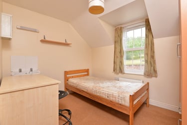 4 bed flat, St. Davids Hill, St davids, Exeter, EX44BE - Image 4