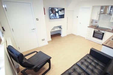 3 bed house, Bower Road, Crookesmoor, Sheffield, S101ER - Image 1