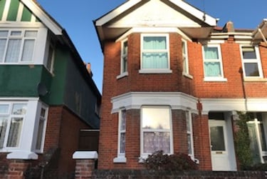 5 bed house, Highfield crescent, Highfield, Southampton, SO171SF - Image 1