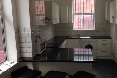 10 bed house, Lake street, Forest park, Nottingham, NG74BT - Image 9