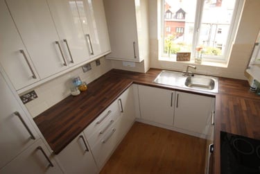 5 bed flat, Ainsley court,ainsley road, Crookes, Sheffield, S101EU - Image 2