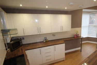 6 bed house, Harland road, Ecclesall, Sheffield, S118NB - Image 3