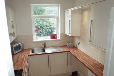 3 bed flat, Ecclesall road, Ecclesall, Sheffield, S118NX - Image 2