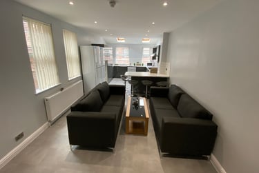 8 bed house, Egerton road, Fallowfield, Manchester, M146RA - Image 1