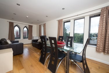 4 bed flat, Kirkstall Lane, Kirkstall, Leeds, LS53BE - Image 6