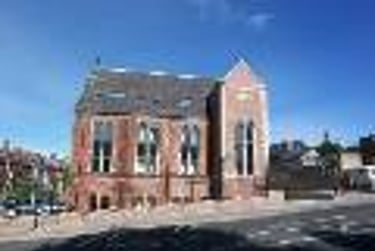 4 bed flat, Kirkstall Lane, Kirkstall, Leeds, LS53BE - Image 1