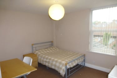4 bed house, Dudley street, The groves, York, YO318LP - Image 6