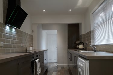 4 bed house, Clarendon road, Near university, Middlesbrough, TS13DW - Image 2