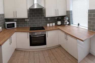 4 bed house, Fife street, Near university, Middlesbrough, TS12EE - Image 1