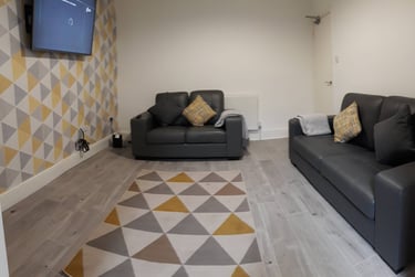 5 bed house, Gresham road, Near university, Middlesbrough, TS14LL - Image 3