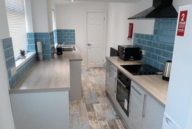 4 bed house, Princes road, Near university, Middlesbrough, TS14BB - Image 1