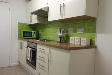 4 bed house, Princes road, Near university, Middlesbrough, TS14BB - Image 1
