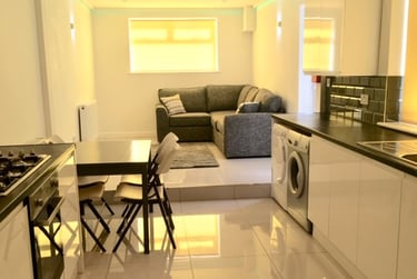 6 bed house, Marlborough road, Brynmill, Swansea, SA20DZ - Image 2